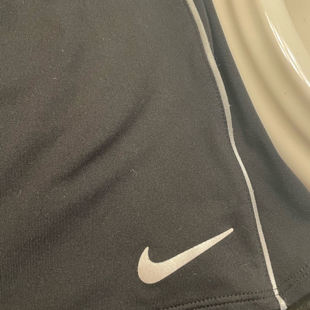 Nike Dri-Fit Black Skort Size Large - Picture 5 of 5
